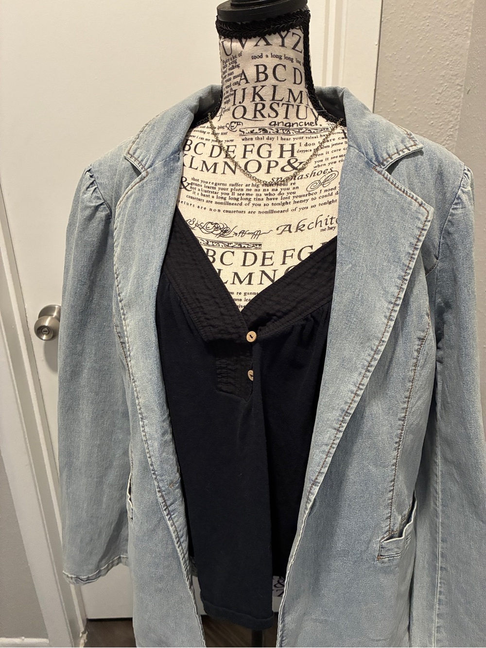 Light Blue Denim Blazer for Women Large - Picture 15 of 16